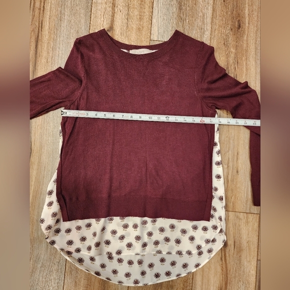 Women's Burgundy Layered Top Size Medium - Picture 6 of 8